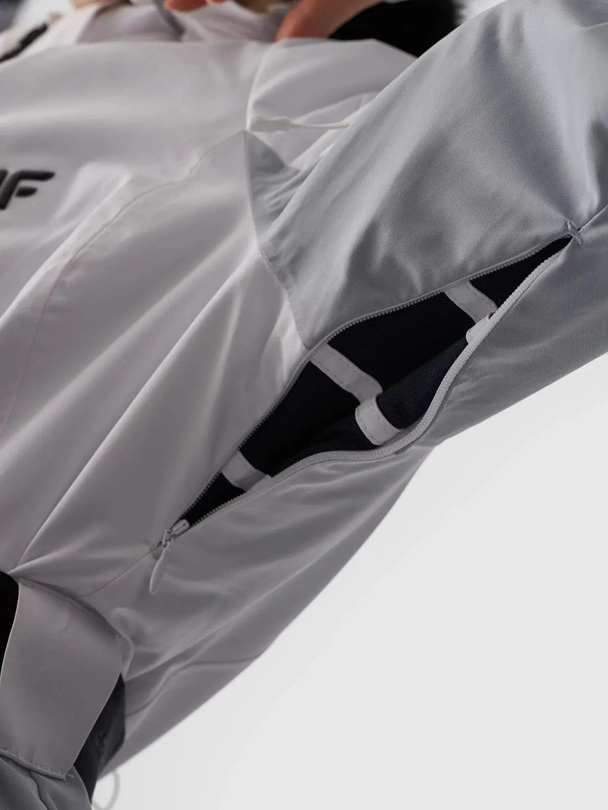 4F 4G Covara Womens Jacket Grey White