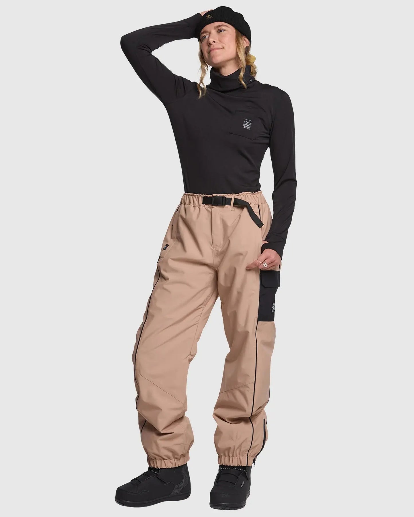 Rojo She Ripz Pant