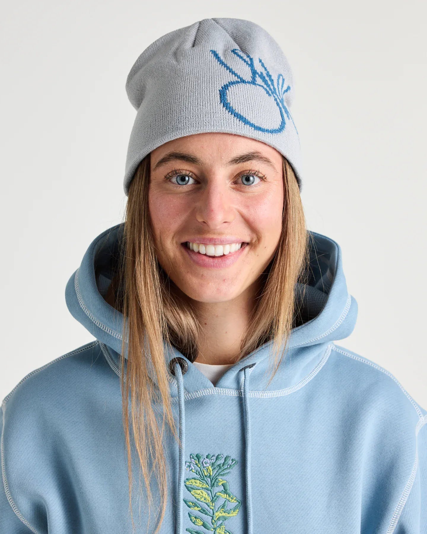 SX SNOW Storm Gray Yuki Threads Hot Lap Beanie