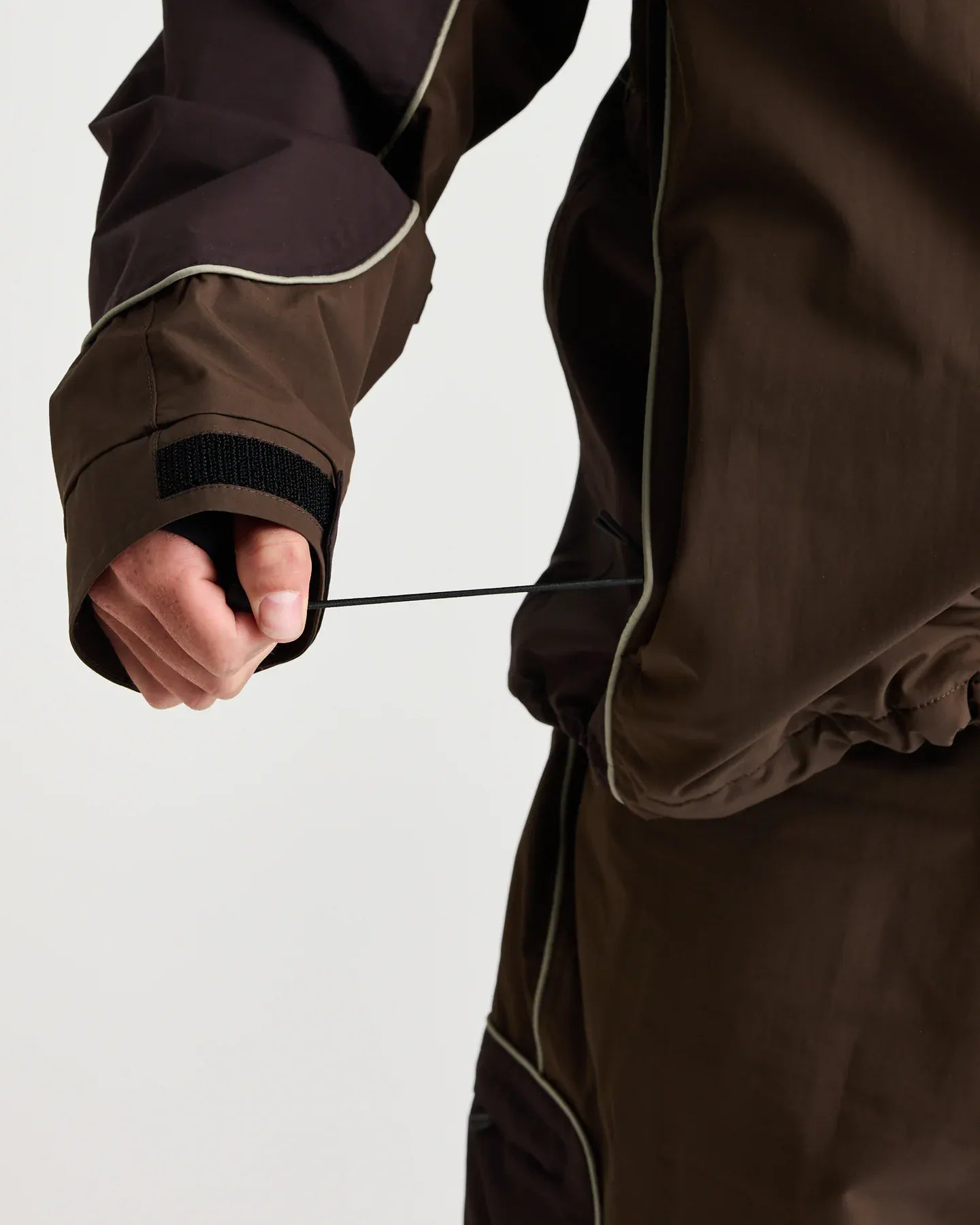 SX SNOW Yuki Threads Mobbin Jacket